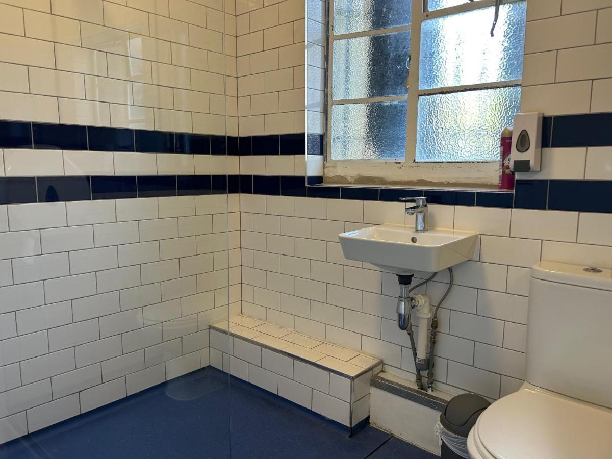 Cricketers Hostel Λονδίνο Εξωτερικό φωτογραφία
