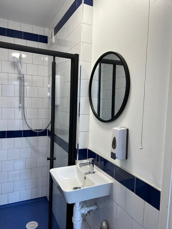 Cricketers Hostel Λονδίνο Εξωτερικό φωτογραφία